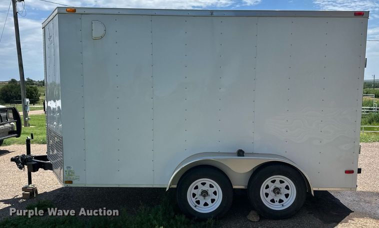 image for item NM9435 2015 Lark United Manufacturing  enclosed cargo trailer