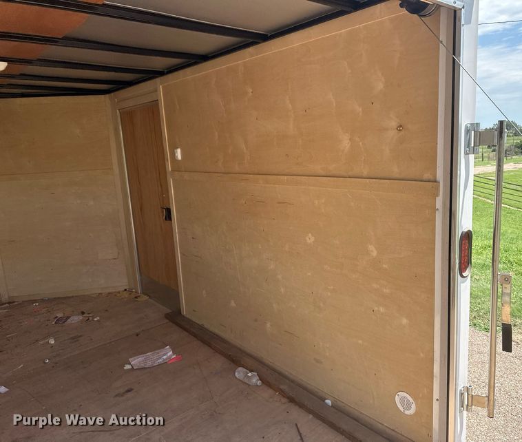 image for item NM9435 2015 Lark United Manufacturing  enclosed cargo trailer