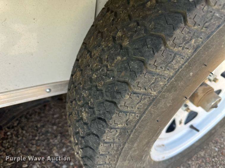 image for item NM9435 2015 Lark United Manufacturing  enclosed cargo trailer