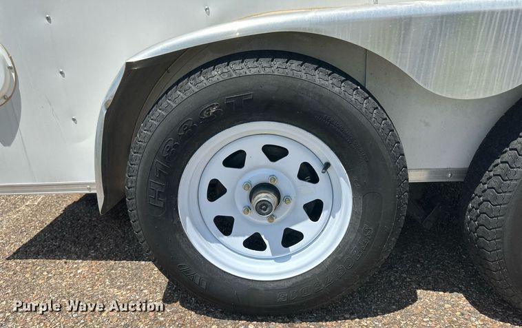 image for item NM9435 2015 Lark United Manufacturing  enclosed cargo trailer