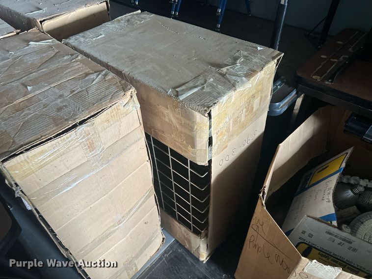 image for item NM9449 Storage container