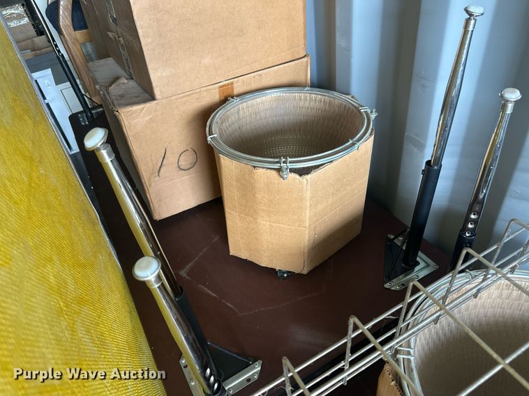 image for item NM9449 Storage container