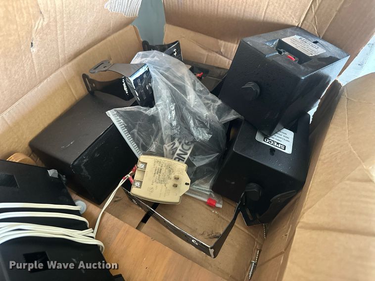 image for item NM9450 Storage container