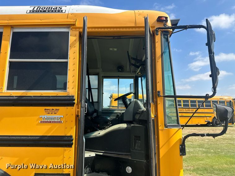 image for item NM9455 2011 Thomas Built Saf-T-Liner  school bus