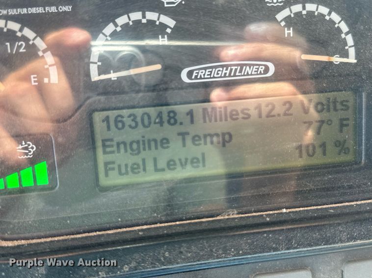 image for item NM9455 2011 Thomas Built Saf-T-Liner  school bus