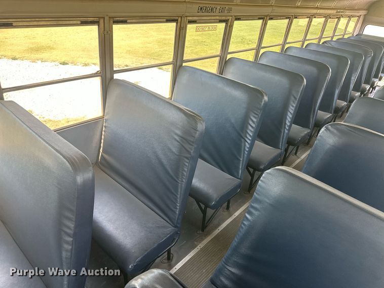 image for item NM9455 2011 Thomas Built Saf-T-Liner  school bus