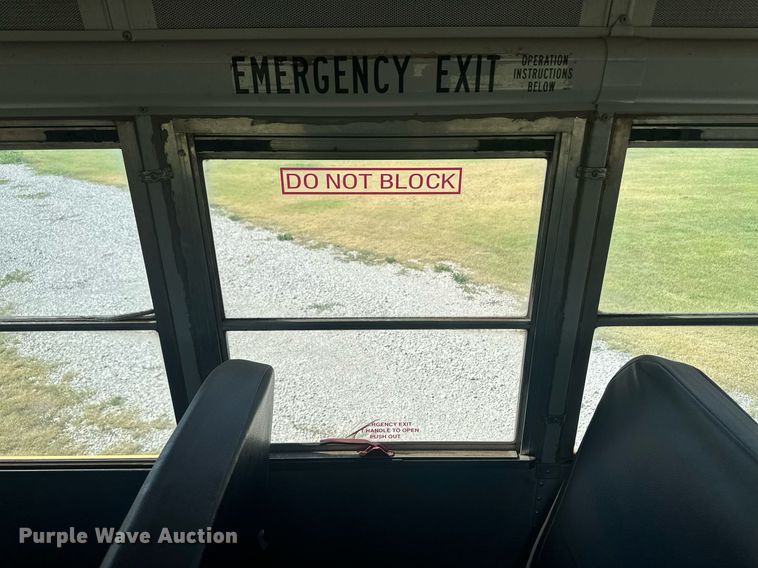 image for item NM9455 2011 Thomas Built Saf-T-Liner  school bus