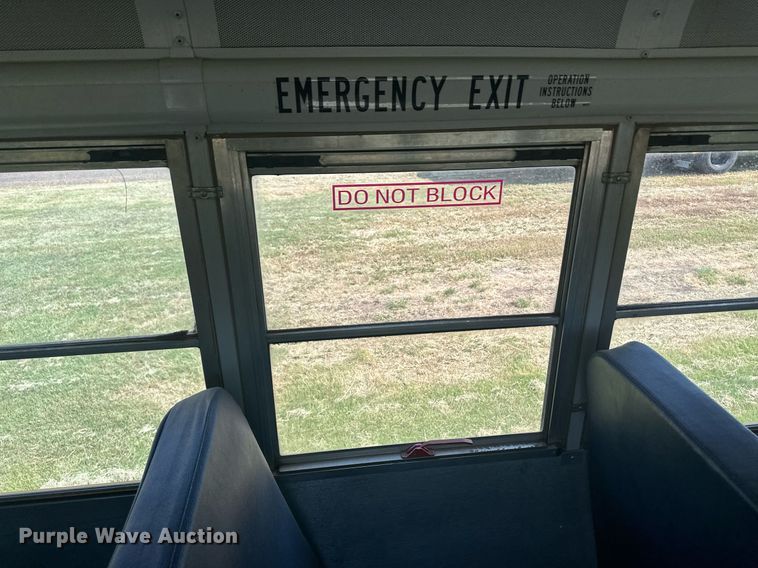 image for item NM9455 2011 Thomas Built Saf-T-Liner  school bus