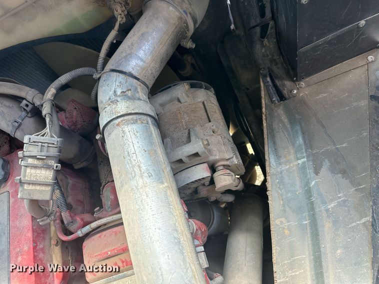 image for item NM9455 2011 Thomas Built Saf-T-Liner  school bus