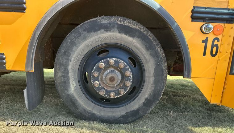 image for item NM9455 2011 Thomas Built Saf-T-Liner  school bus