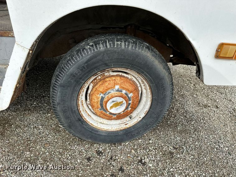 image for item NP9786 1976 Chevrolet  delivery truck