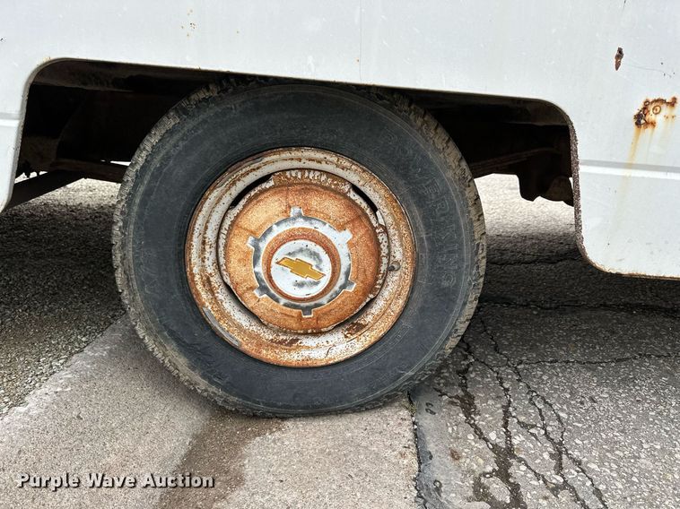 image for item NP9786 1976 Chevrolet  delivery truck