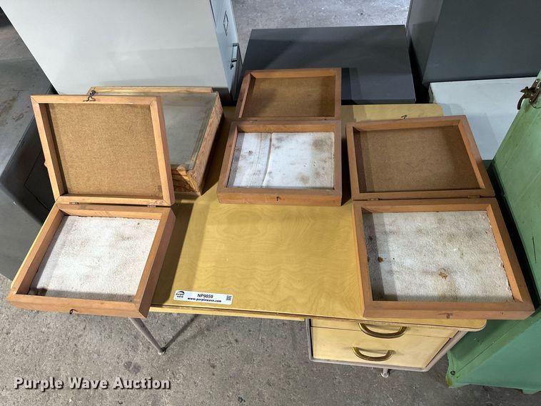 image for item NP9859 Office equipment