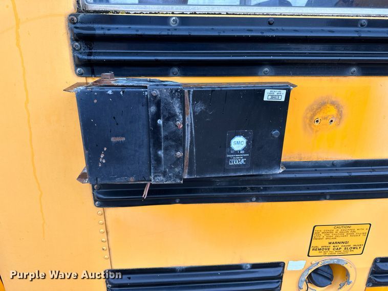 image for item NP9861 1999 Chevrolet Express 3500  school bus