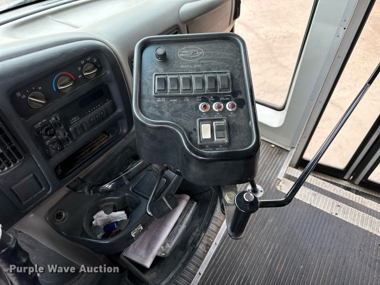 image for item NP9861 1999 Chevrolet Express 3500  school bus