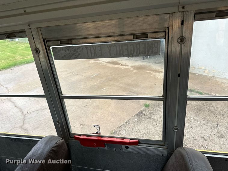 image for item NP9861 1999 Chevrolet Express 3500  school bus