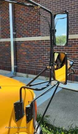 image for item NP9861 1999 Chevrolet Express 3500  school bus