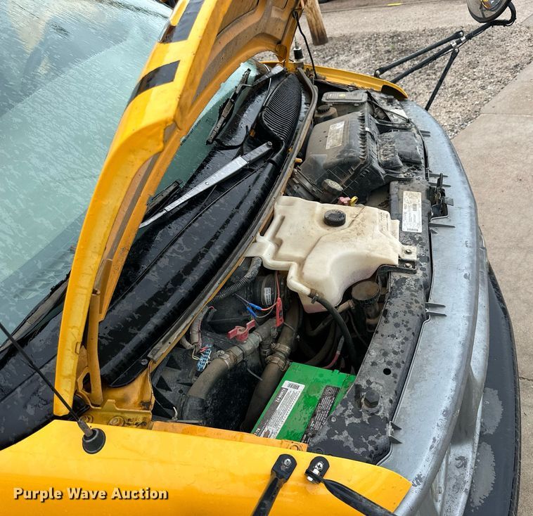 image for item NP9861 1999 Chevrolet Express 3500  school bus