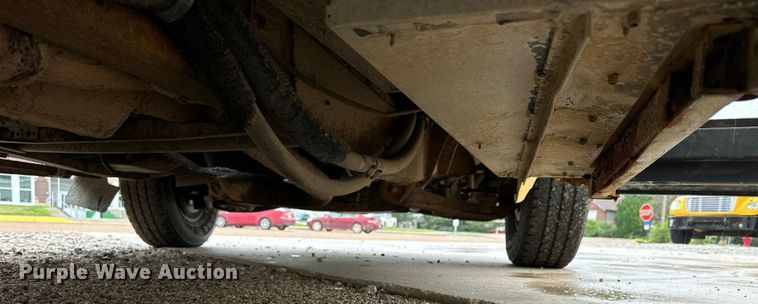 image for item NP9861 1999 Chevrolet Express 3500  school bus