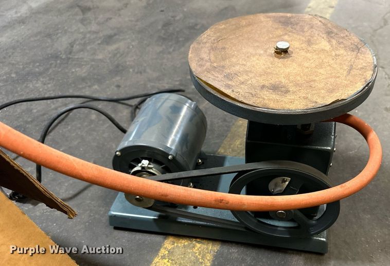 image for item NP9862 Welch 1410  vacuum pump