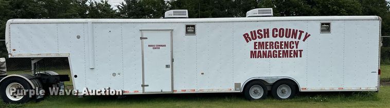 image for item NP9874 2004 Wells Cargo CVG4027V  command center trailer