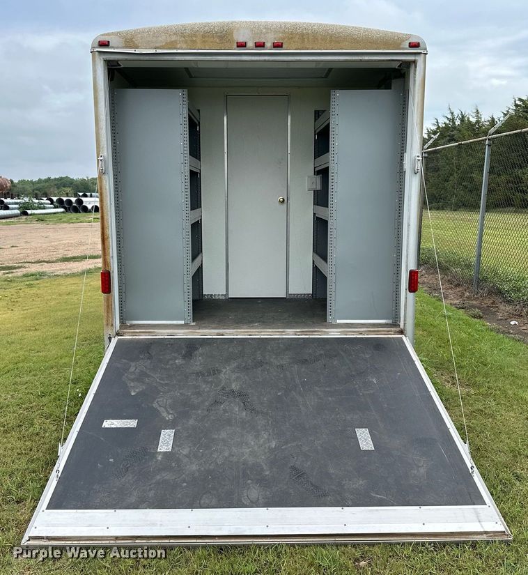 image for item NP9874 2004 Wells Cargo CVG4027V  command center trailer