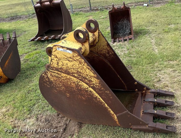 image for item NP9875 (4) backhoe buckets