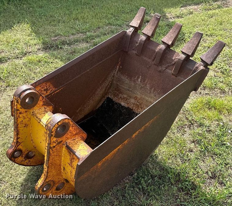 image for item NP9875 (4) backhoe buckets