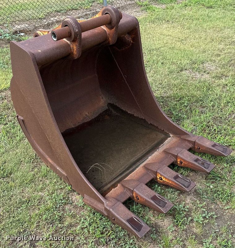 image for item NP9875 (4) backhoe buckets