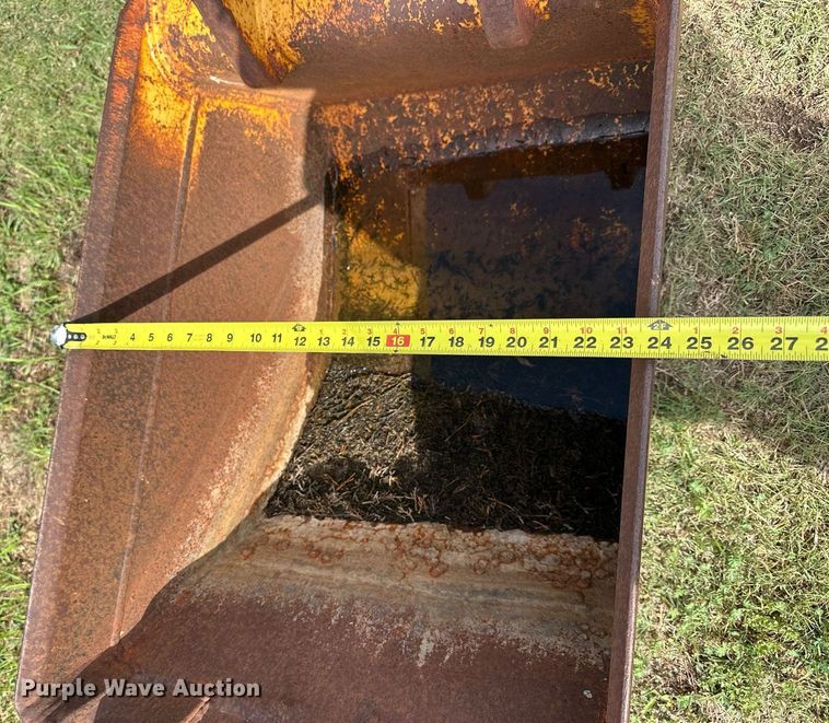 image for item NP9875 (4) backhoe buckets