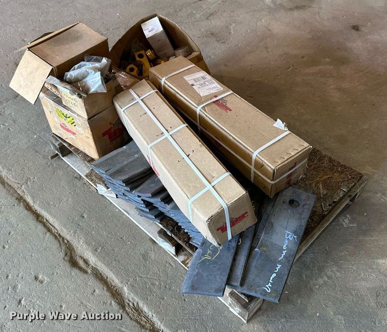 image for item NP9876 Tiger M-16  boom mower