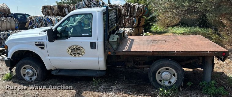 image for item NP9878 2008 Ford F250 Super Duty  flatbed pickup truck