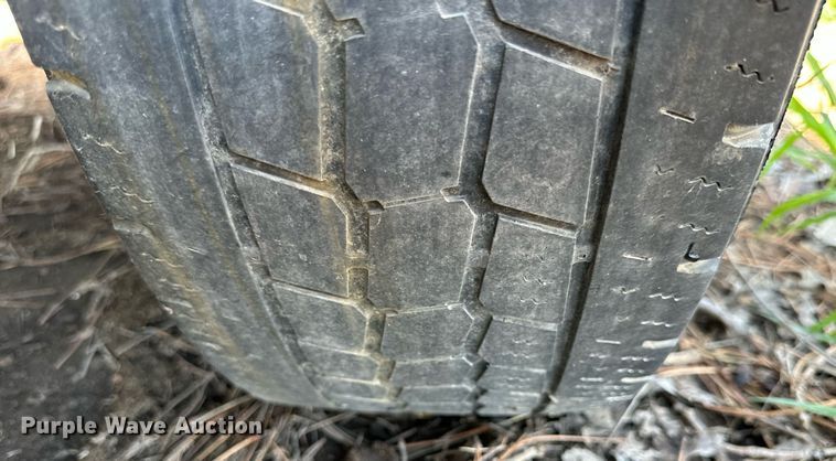 image for item NP9878 2008 Ford F250 Super Duty  flatbed pickup truck