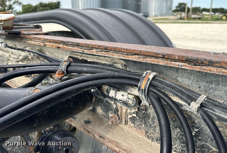 image for item NP9902 1998 Western Star 4964FX  semi truck