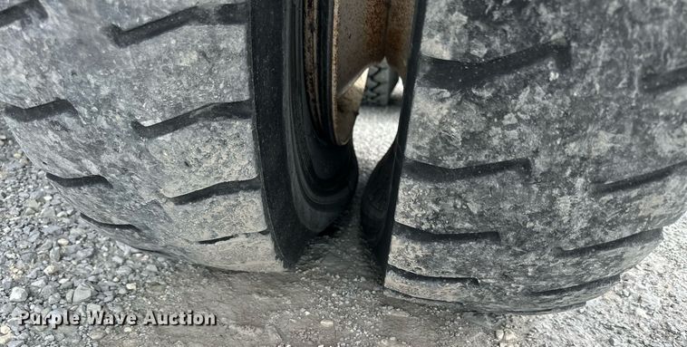 image for item NP9902 1998 Western Star 4964FX  semi truck