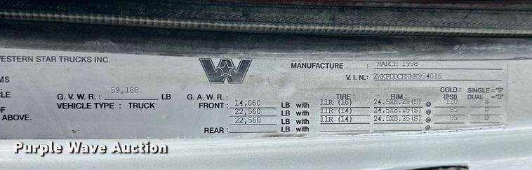 image for item NP9902 1998 Western Star 4964FX  semi truck