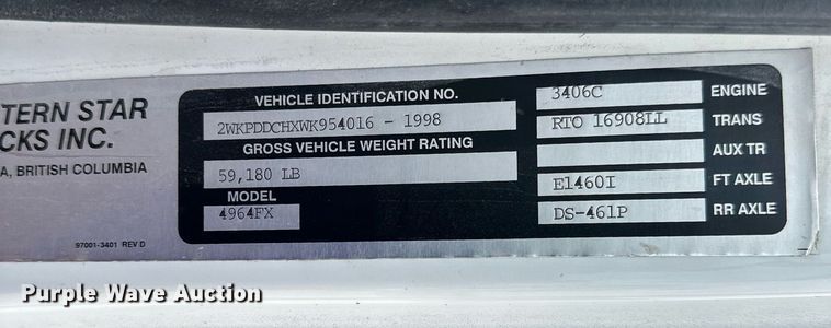 image for item NP9902 1998 Western Star 4964FX  semi truck