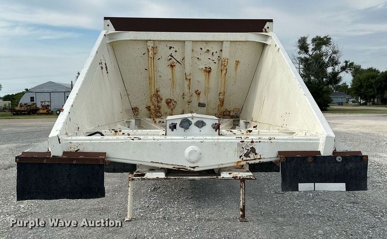image for item NP9903 1999 Ranch Manufacturing Co  bottom dump trailer