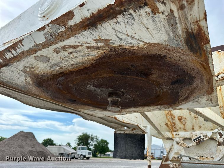 image for item NP9903 1999 Ranch Manufacturing Co  bottom dump trailer