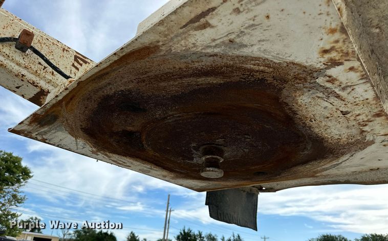 image for item NP9903 1999 Ranch Manufacturing Co  bottom dump trailer