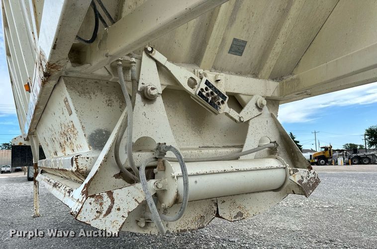 image for item NP9903 1999 Ranch Manufacturing Co  bottom dump trailer