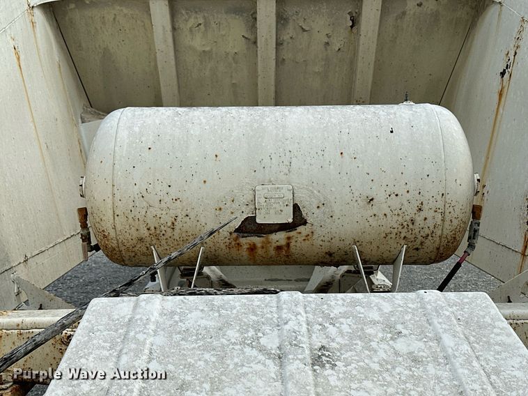 image for item NP9903 1999 Ranch Manufacturing Co  bottom dump trailer