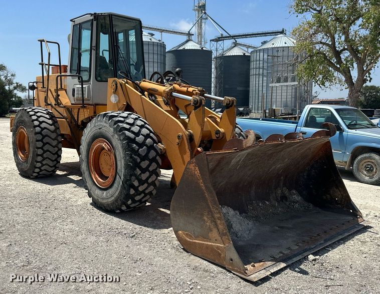image for item NP9904 1993 Fiat-Hitachi FR160  wheel loader