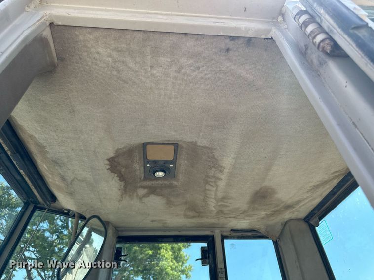 image for item NP9904 1993 Fiat-Hitachi FR160  wheel loader