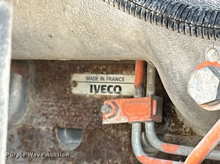 image for item NP9904 1993 Fiat-Hitachi FR160  wheel loader