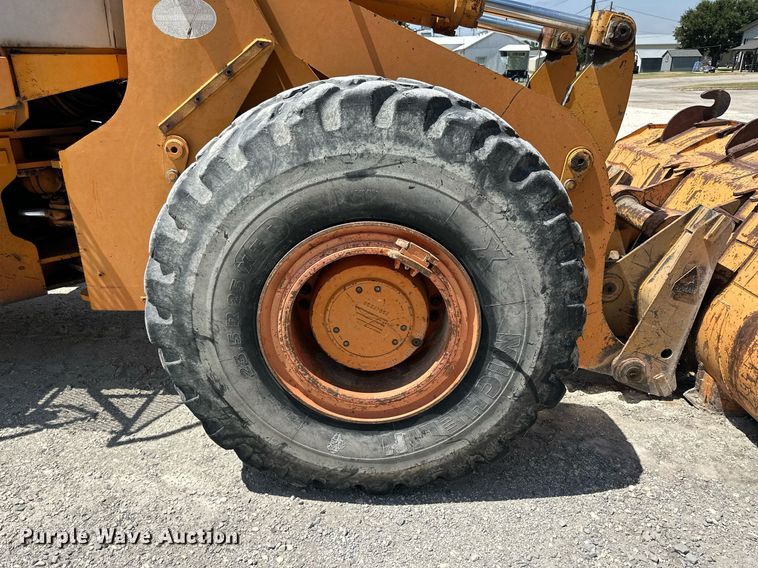 image for item NP9904 1993 Fiat-Hitachi FR160  wheel loader