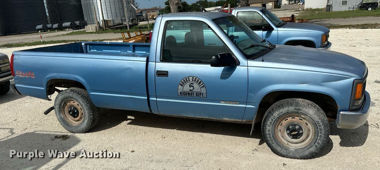 image for item NP9905 1996 Chevrolet K1500  pickup truck