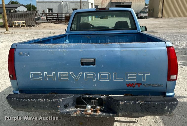 image for item NP9905 1996 Chevrolet K1500  pickup truck