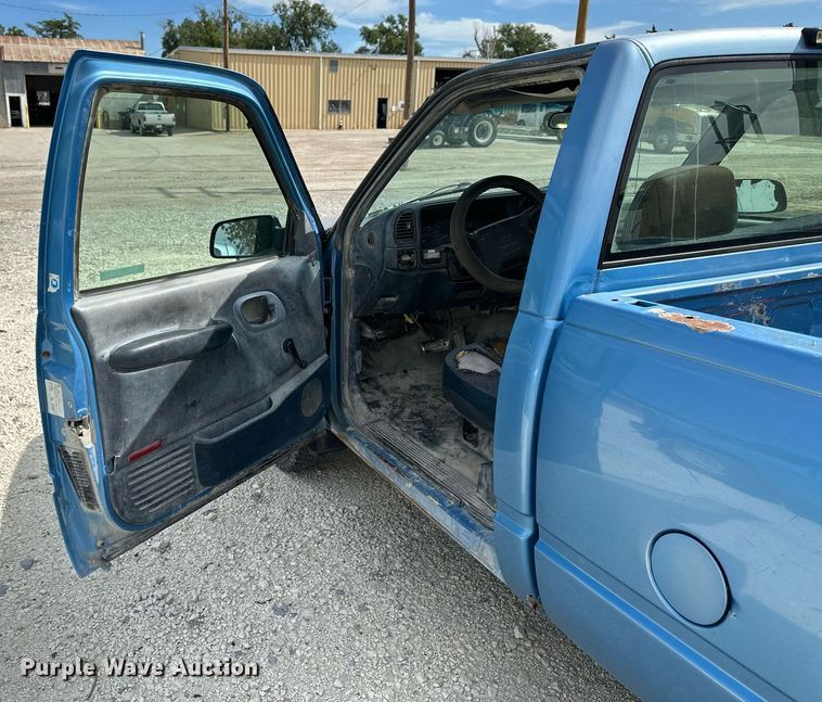 image for item NP9905 1996 Chevrolet K1500  pickup truck