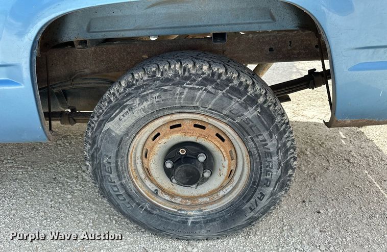 image for item NP9905 1996 Chevrolet K1500  pickup truck